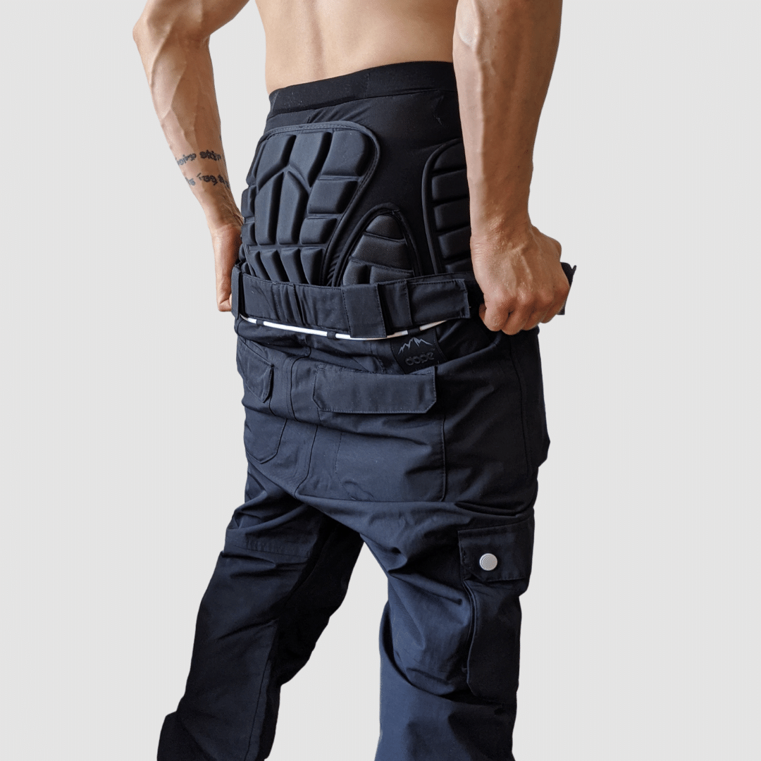 Snowboard Impact Shorts + 2 Free Gifts